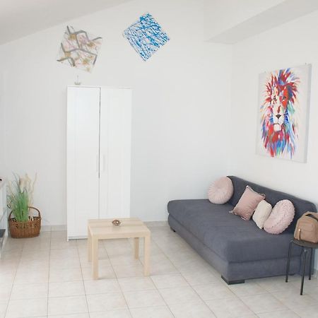 Apartments Summersong Novalja Exterior photo