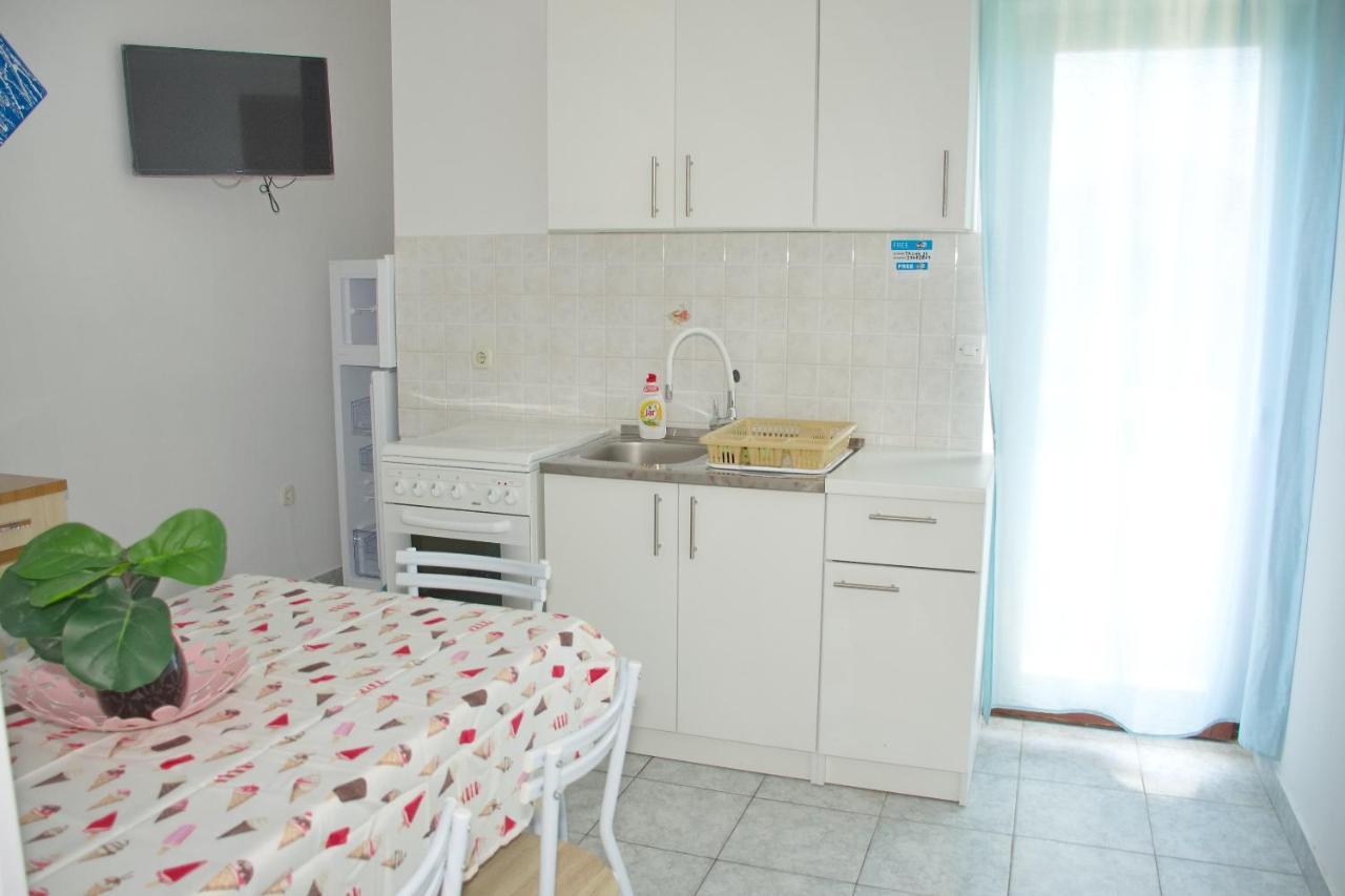 Apartments Summersong Novalja Exterior photo