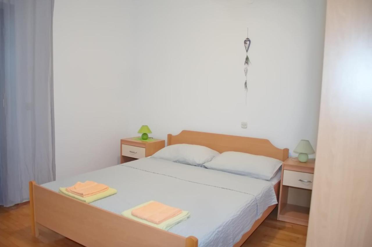 Apartments Summersong Novalja Exterior photo